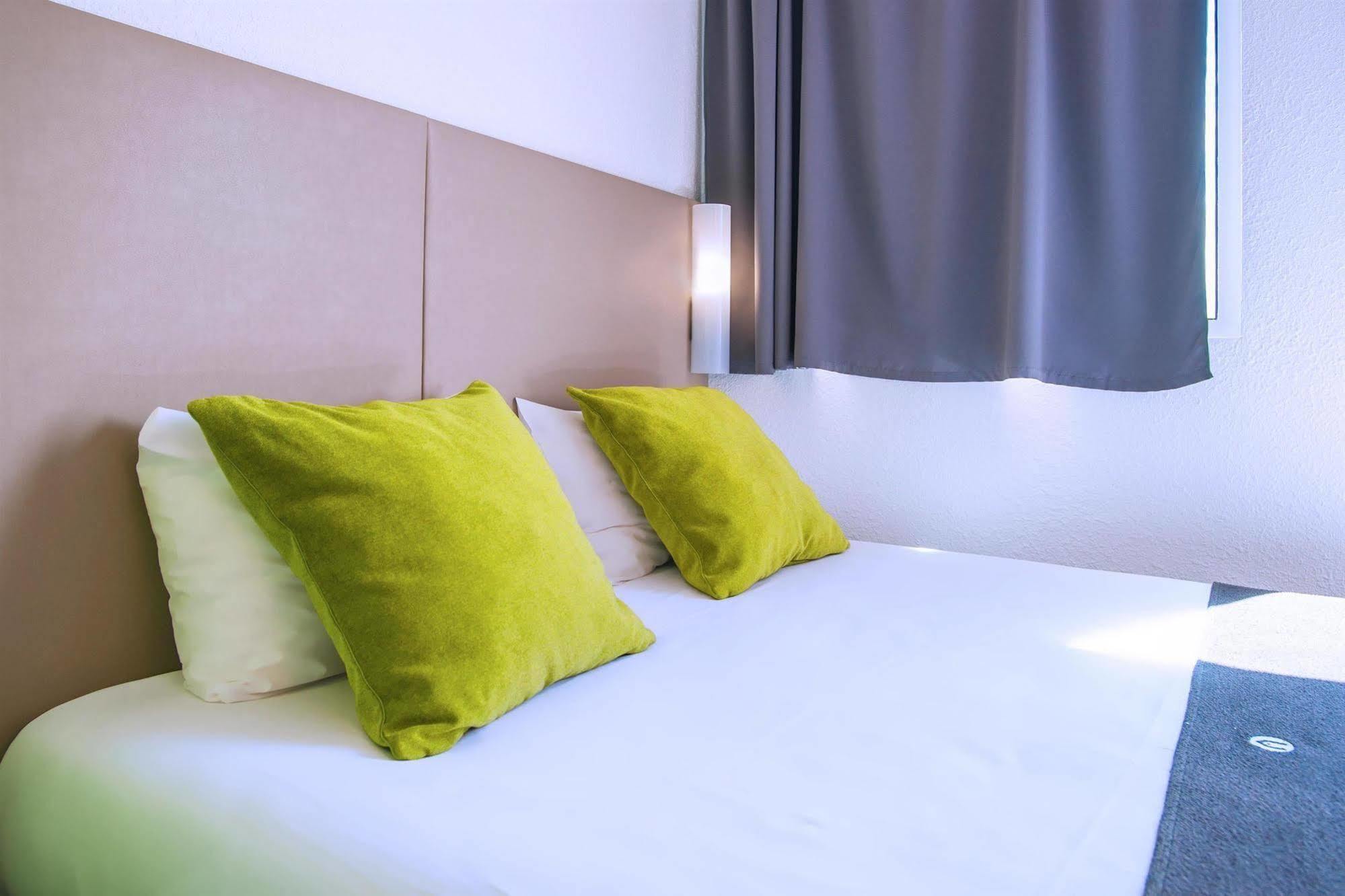 Campanile Creteil Centre Hotell Eksteriør bilde